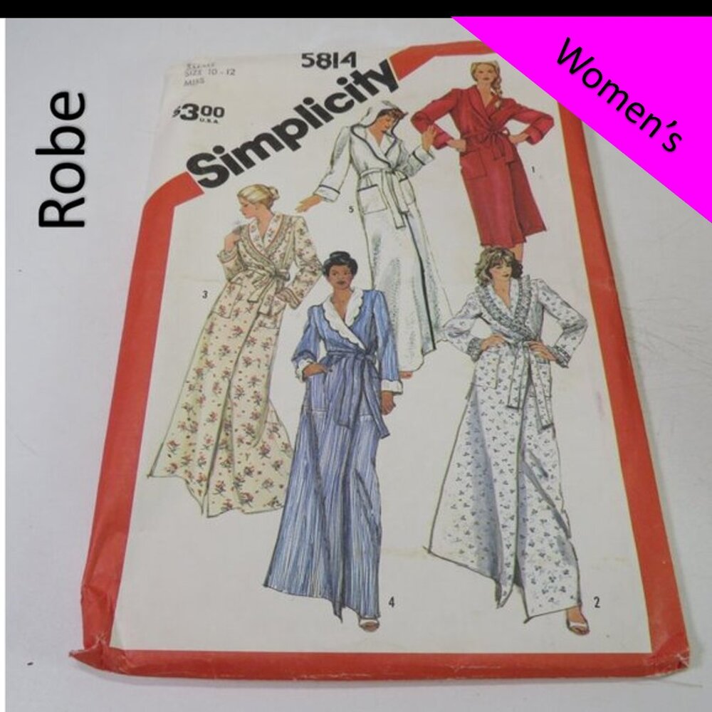 simplicity 5814 sewing pattern ROBE, optional Hood  Night time